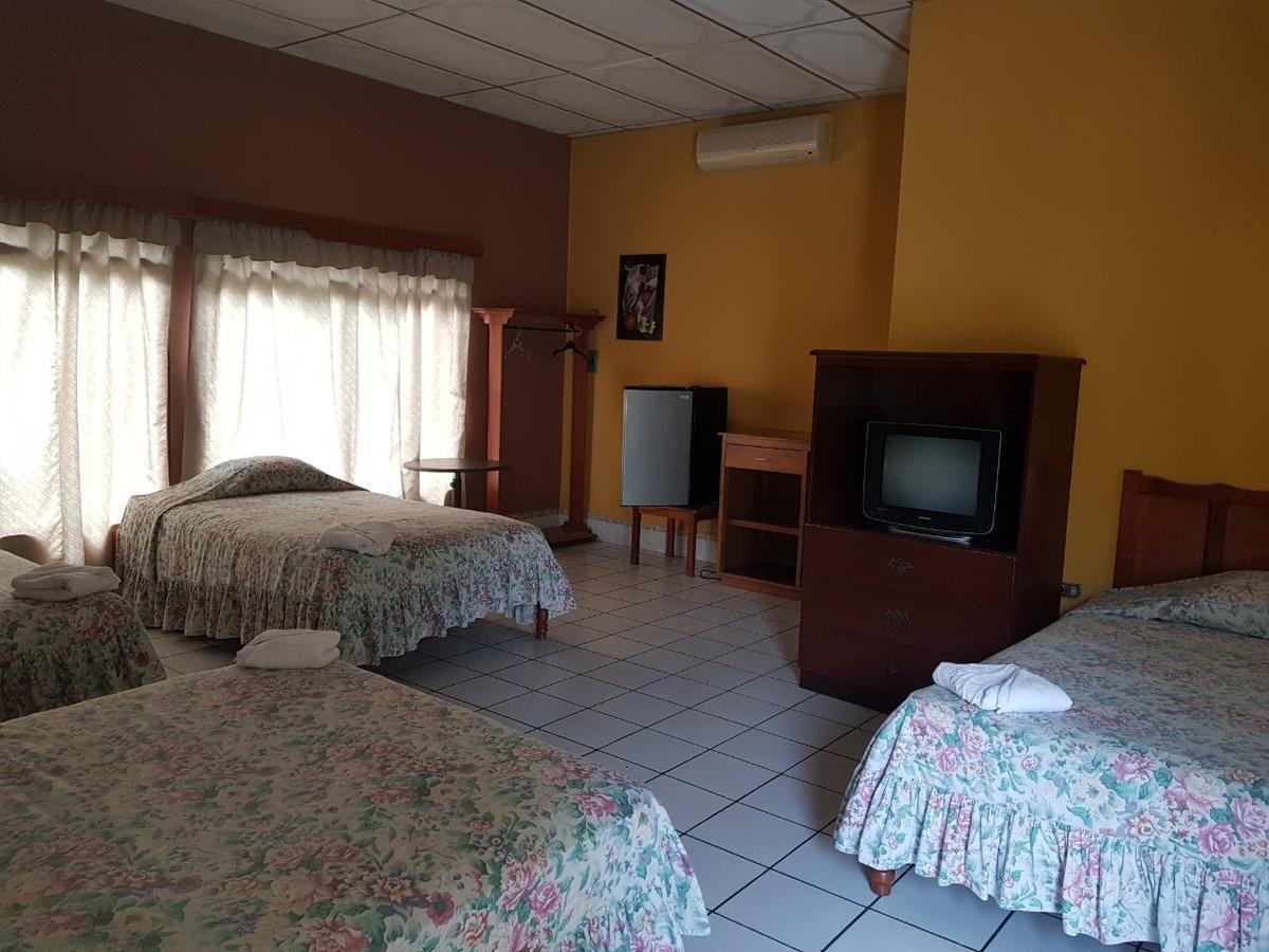 Hotel Santa Cruz Zapaca Extérieur photo