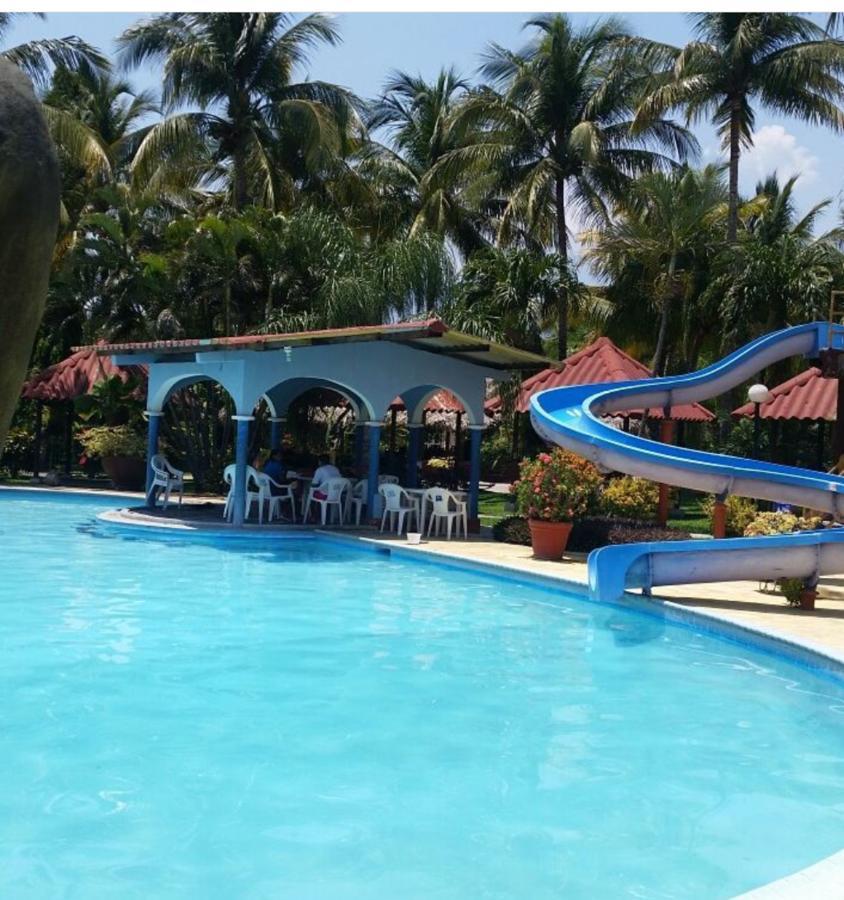 Hotel Santa Cruz Zapaca Extérieur photo